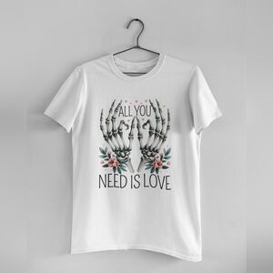 Nwt valentine's day  graphic tee